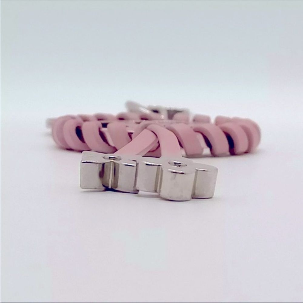 Authentic Louis Vuitton Pink Whisper Very Bag Charm Key Holder Preloved - Picture 7 of 10